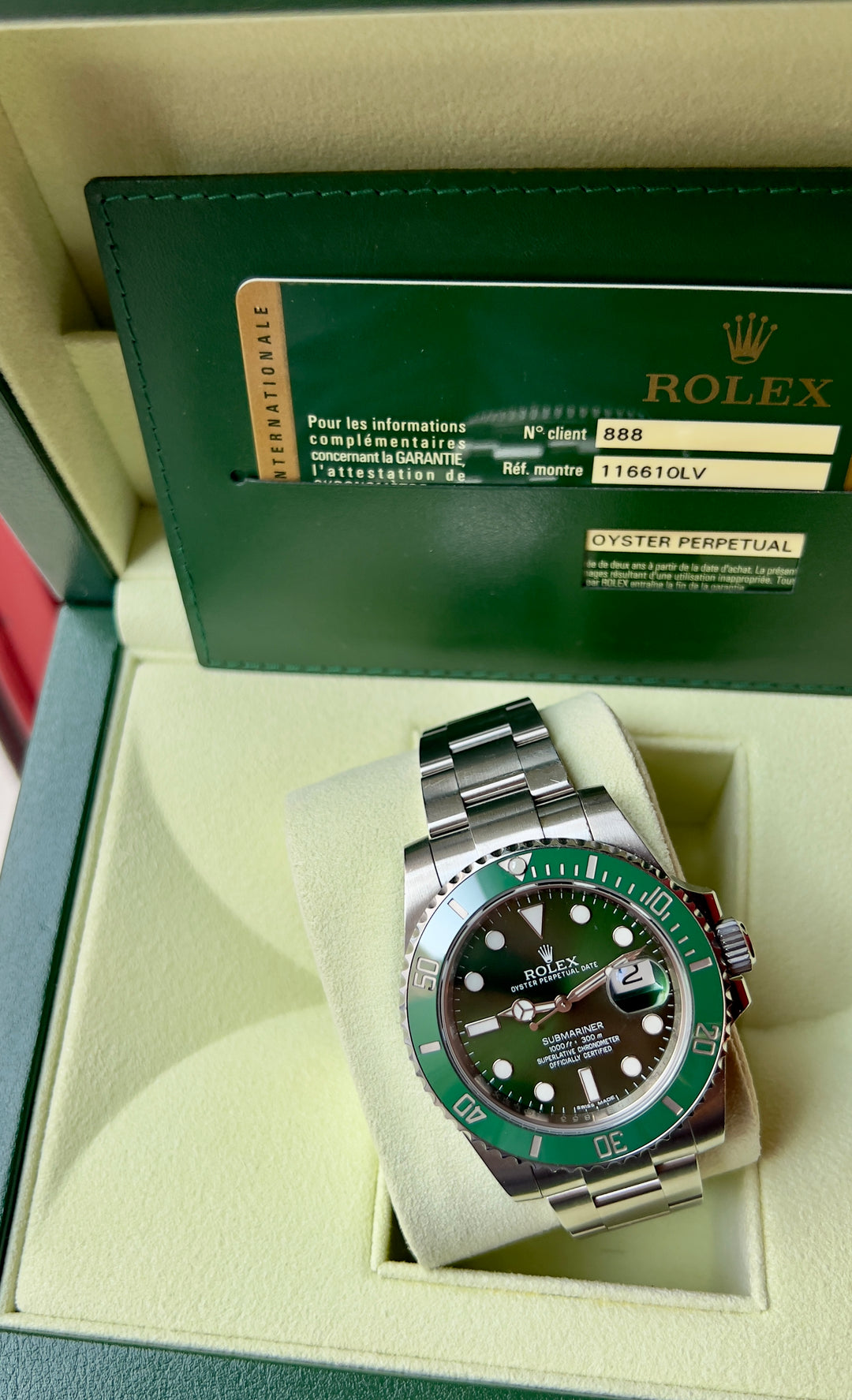 Rolex Submariner Date 116610LV | 2012 | HULK | LIKE NEW
