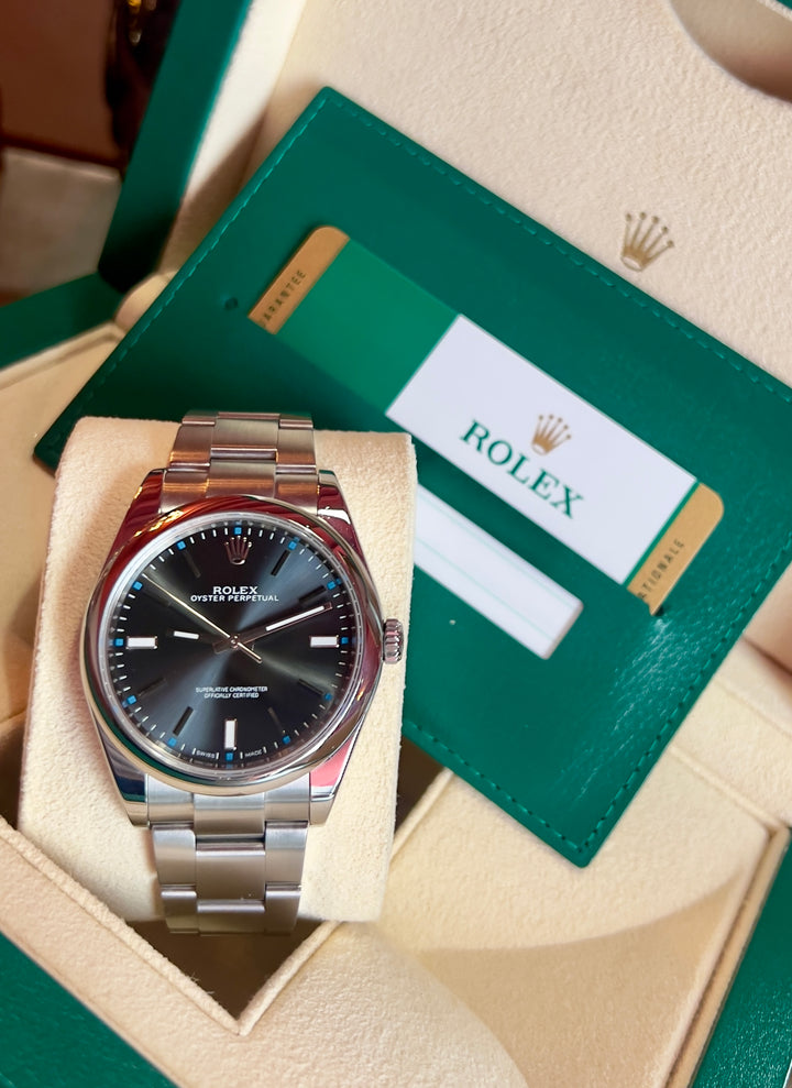 Rolex Oyster Perpetual 39 114300 | RHODIUM | 2020 | LIKE NEW