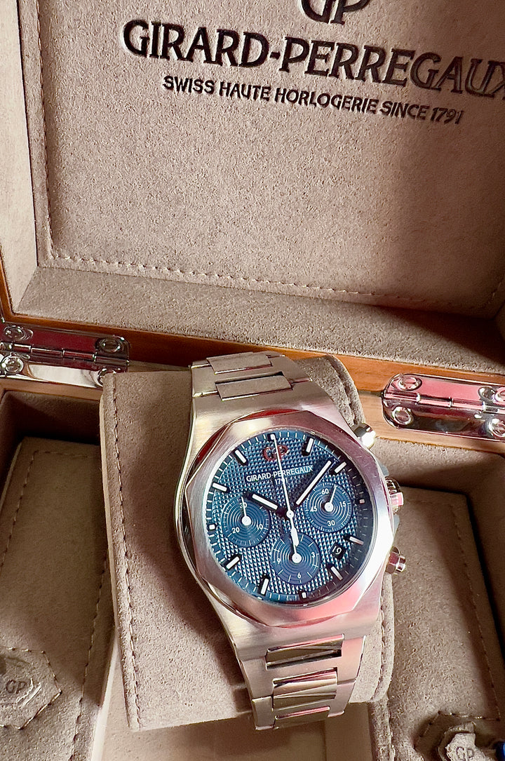Girard Perregaux Laureato Chronograph LAUREATO | BLUE | 42MM | 81020 - 11