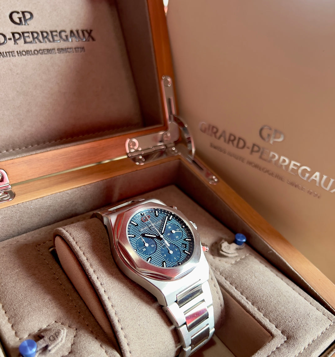 Girard Perregaux Laureato Chronograph LAUREATO | BLUE | 42MM | 81020 - 11