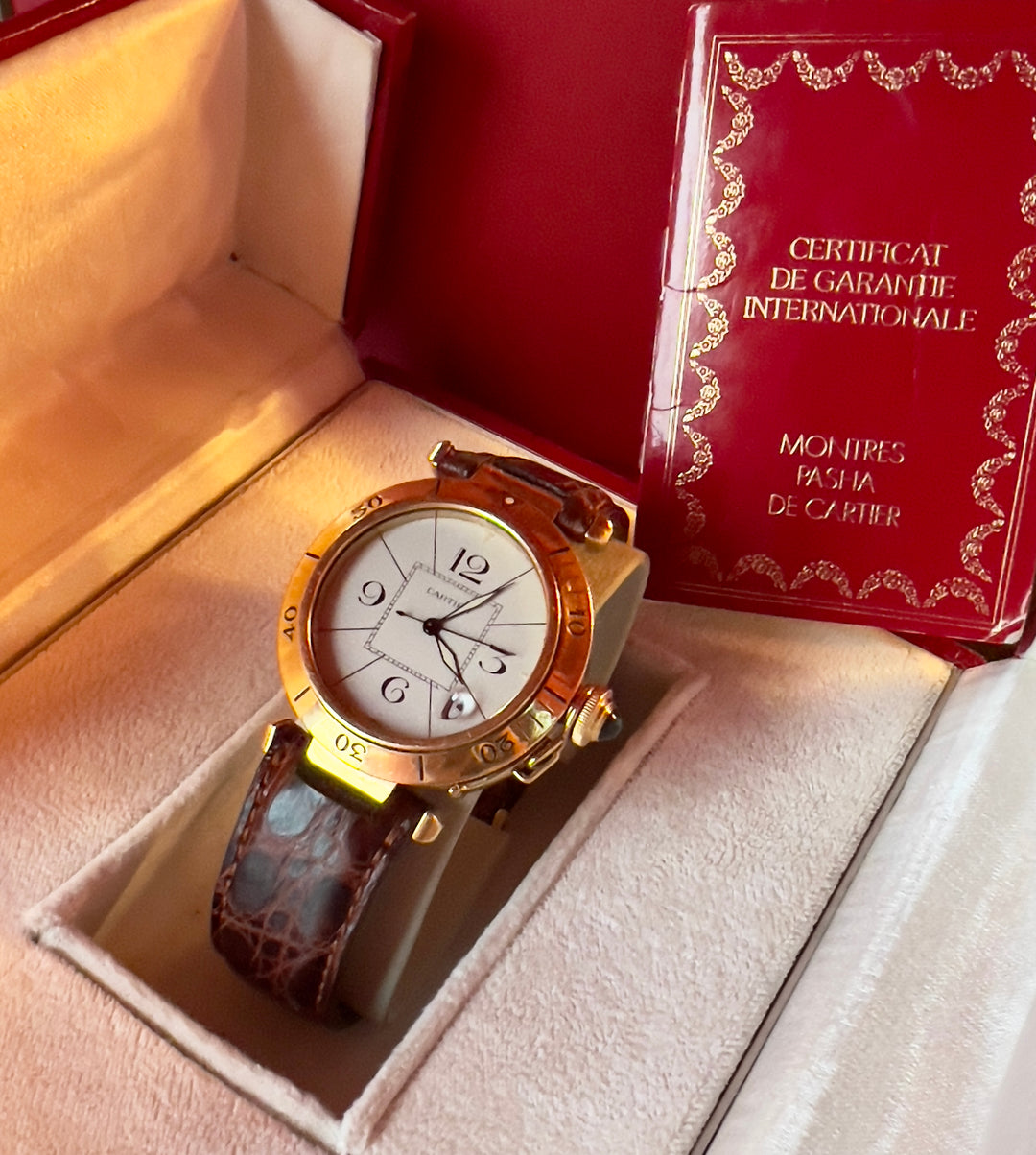 Cartier Pasha 18kt GOLD | 38MM