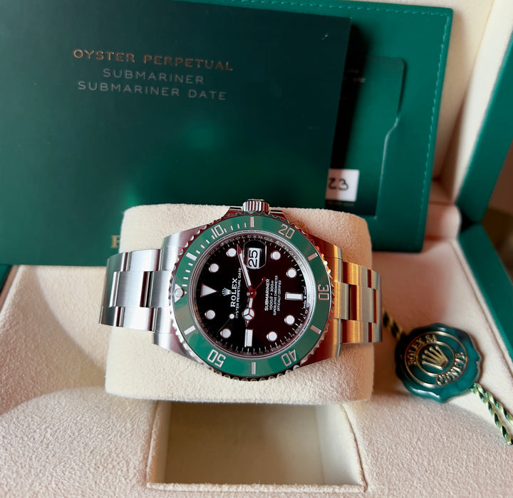 Rolex Submariner Date 126610LV | NEW STICKERS 2023