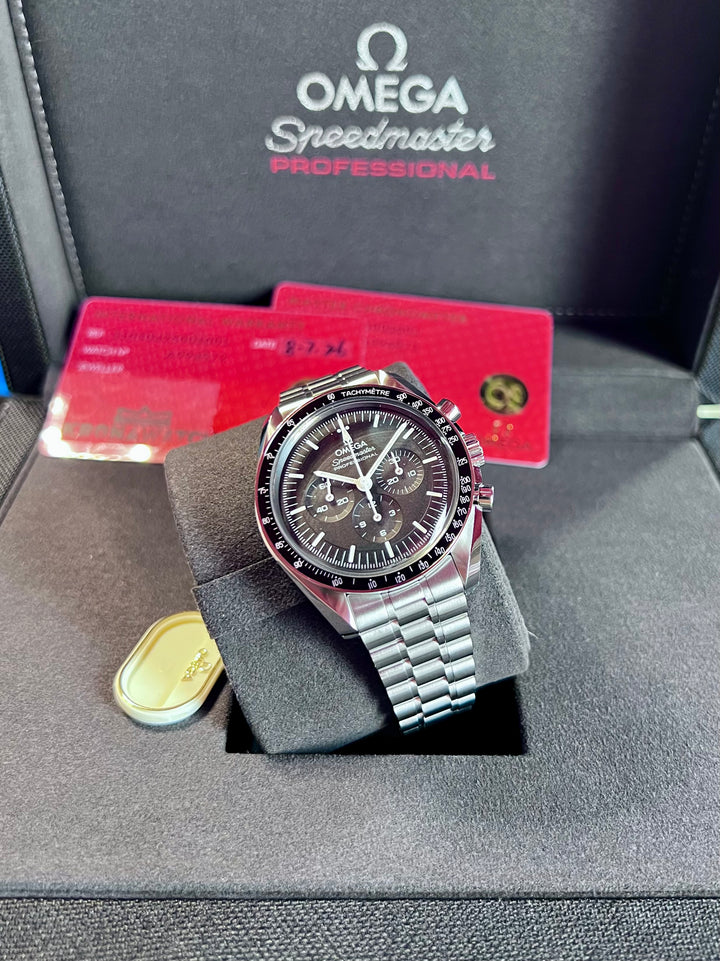 Omega Speedmaster Professional Moonwatch NEW | 2026 | 31030425001001