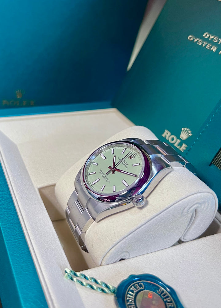 Rolex Oyster Perpetual 124200 | PISTACCHIO | NEW 2026