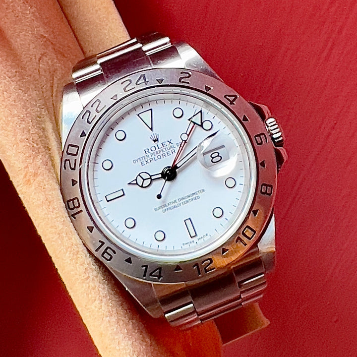 Rolex Explorer II 16570 | 2004 | ITA | NO HOLES