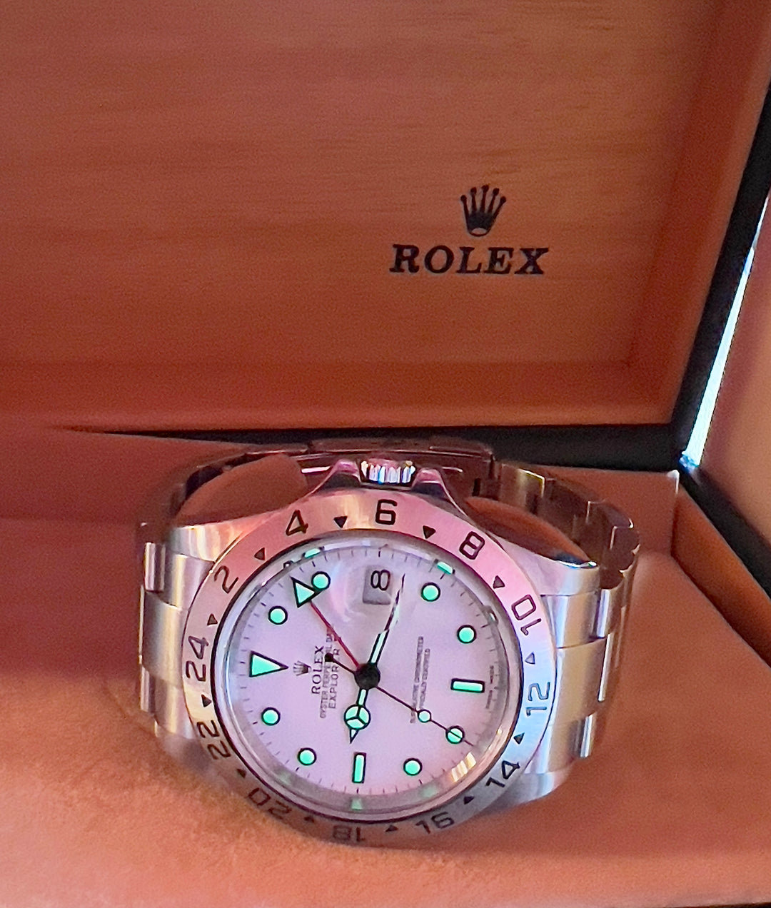 Rolex Explorer II 16570 | 2004 | ITA | NO HOLES