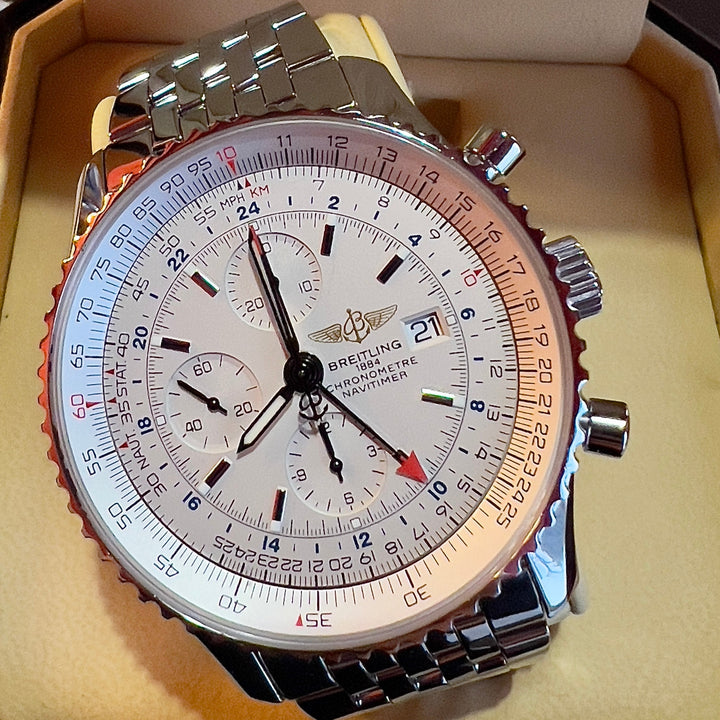 Breitling Navitimer World A24322