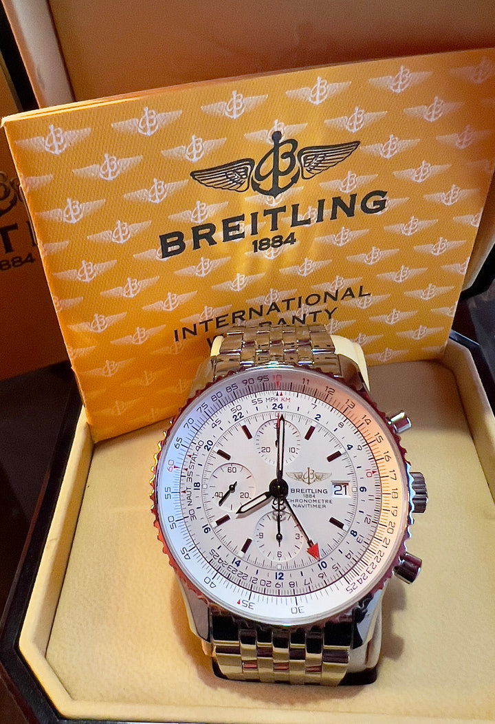 Breitling Navitimer World A24322