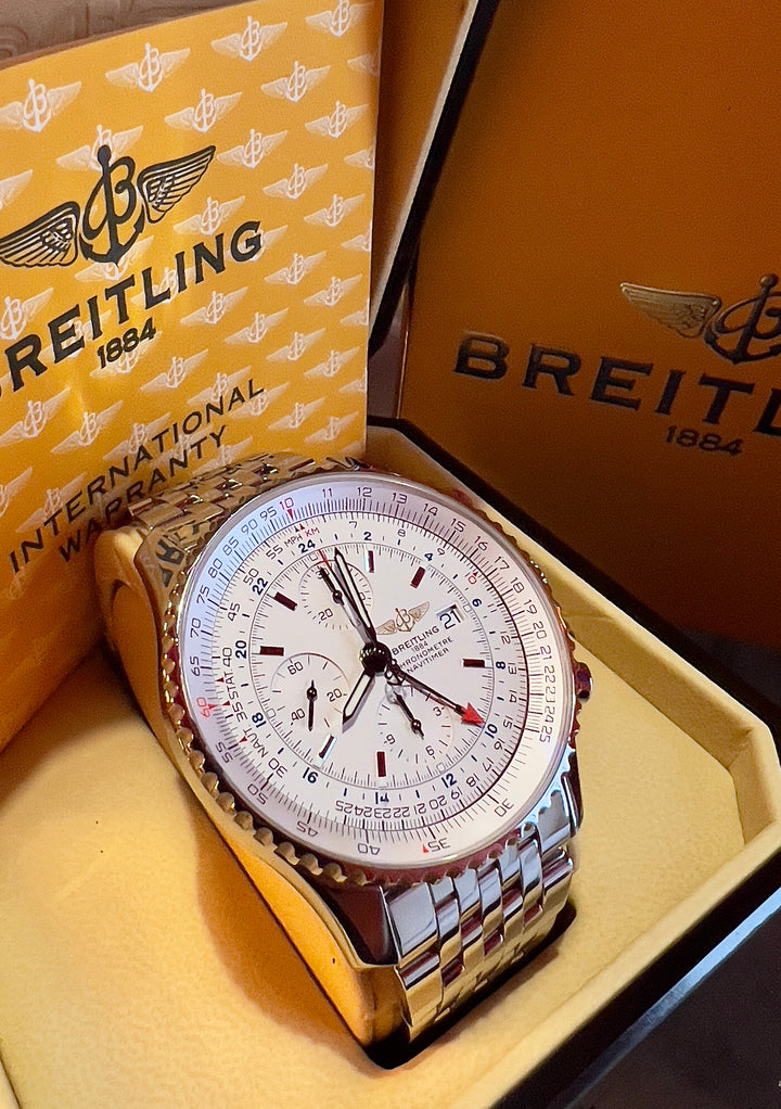 Breitling Navitimer World A24322