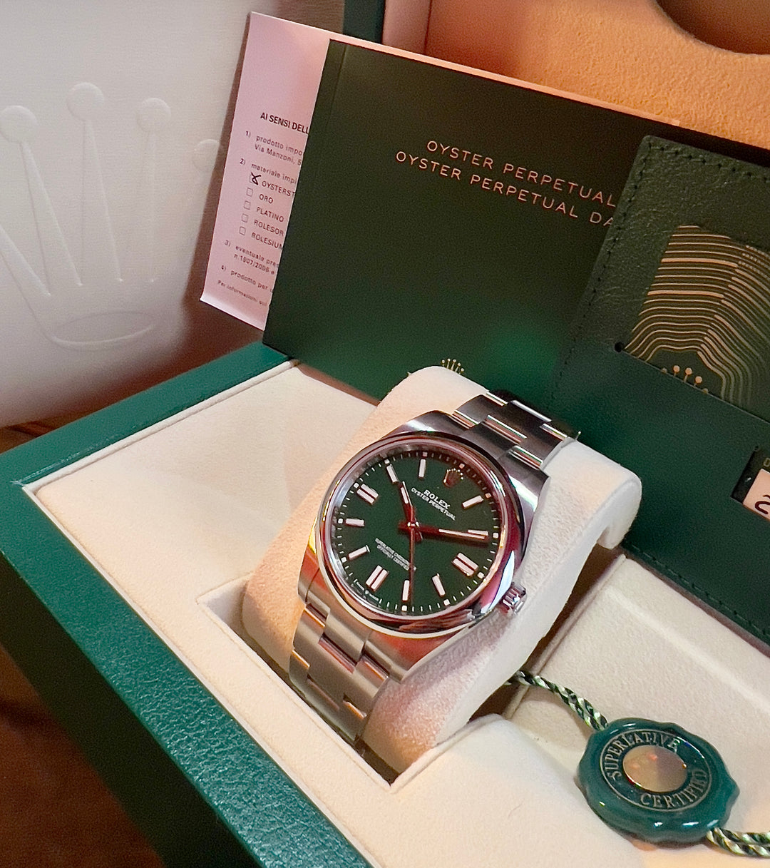 Rolex Oyster Perpetual 41 124300 | NEW 2020 | GREEN