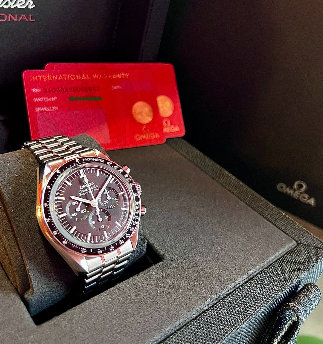 Omega Speedmaster Professional Moonwatch NEW STICKERS | 2024